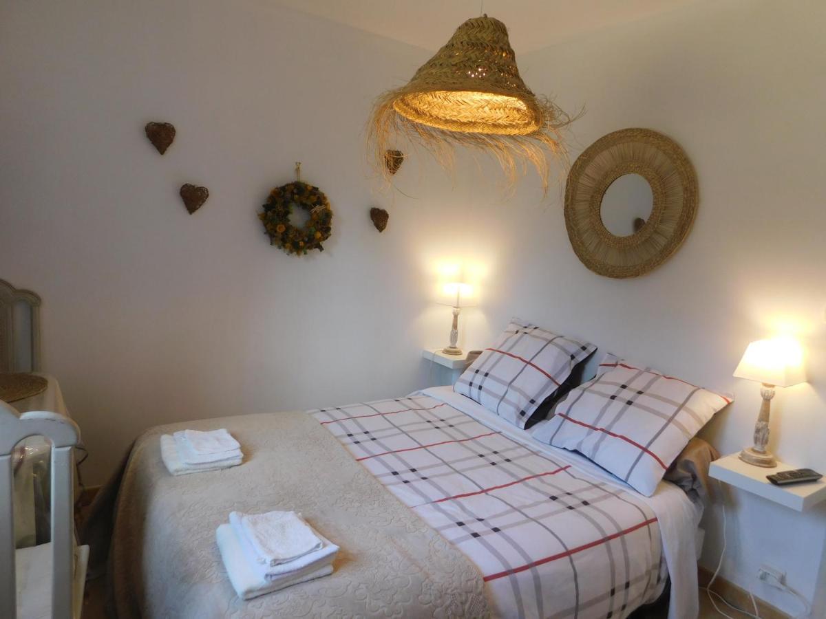 Chez Marie Bed & Breakfast Regusse Luaran gambar