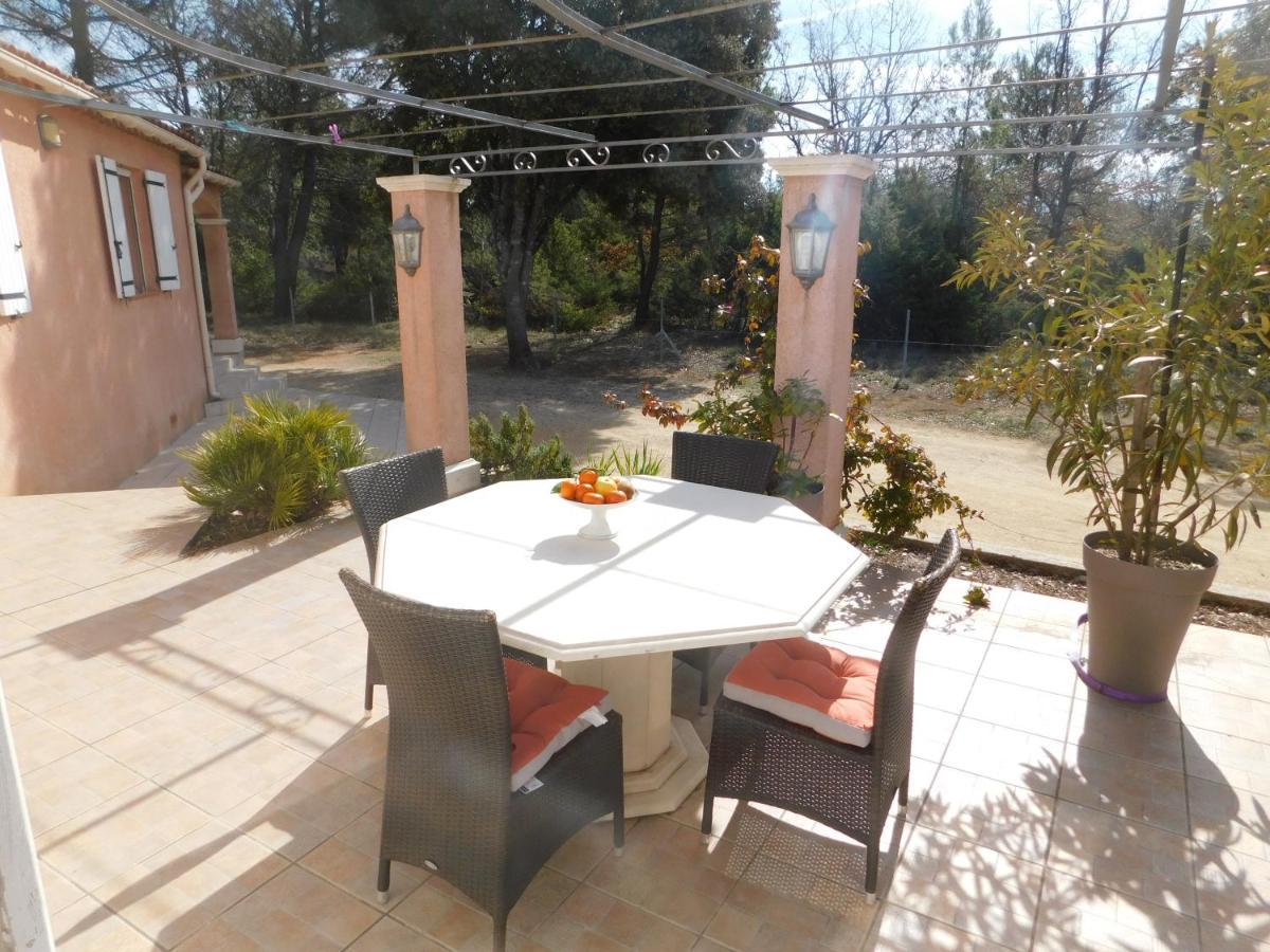 Chez Marie Bed & Breakfast Regusse Luaran gambar