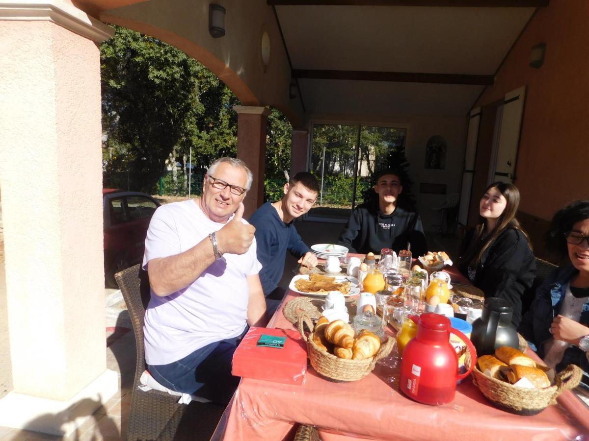 Chez Marie Bed & Breakfast Regusse Luaran gambar